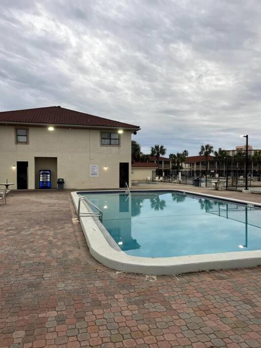 Lazy Palm 4 Pools Short Walk To Beach! Sleeps 5! 파나마 시티 외부 사진
