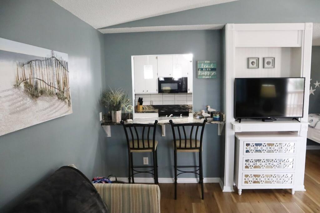 Lazy Palm 4 Pools Short Walk To Beach! Sleeps 5! 파나마 시티 외부 사진